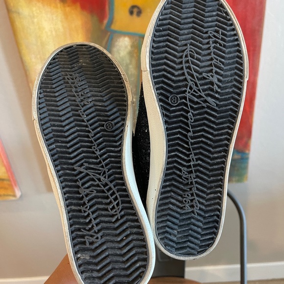 Vintage Havana sneakers size 8 white leather with animal print trim. - Picture 4 of 4